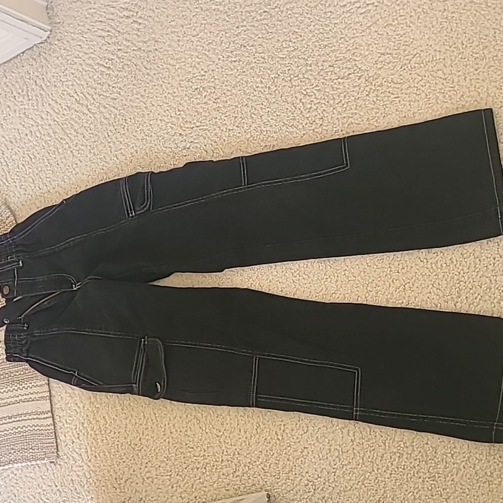 Black cargo pants